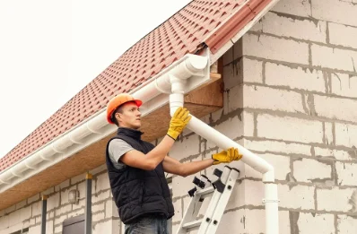 Pose et remplacement de gouttières à Larnage
